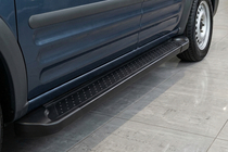 Ford Connect 2002–2006 Allmond Black sivuaskelmat (2 kpl, alumiini) kuva 1