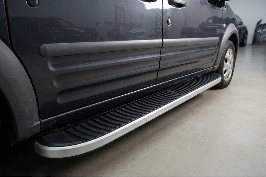 Ford Connect 2010–2013 Tayga sivuastinlaudat (2 kpl, alumiini) Image