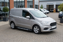 Ford Courier 2014–2023 Sunrise-astinlaudat (2 kpl, alumiini) kuva 1
