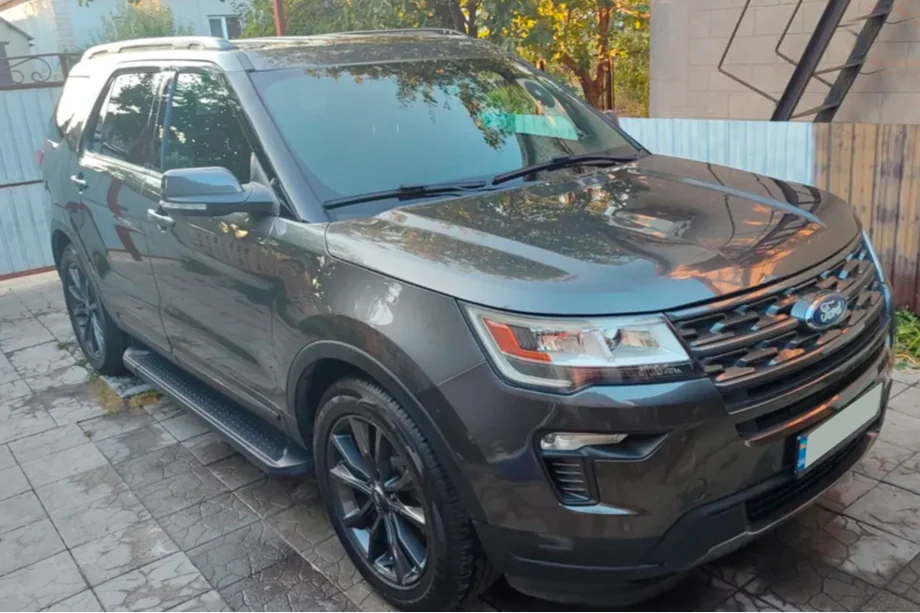 Ford Explorer 2011–2019 Allmond Black sivuaskelmat (2 kpl, alumiini) Image