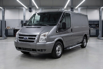 Ford Transit 2000–2014 Sunrise sivuportaat (2 kpl, alumiini) L2 (keskipitkä) kuva 1