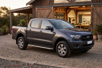 Ford Ranger 2011–2022 Maydos V1 sivuportaat (2 kpl, ruostumaton teräs) kuva 1