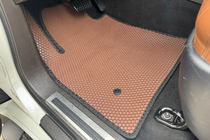 Toyota Land Cruiser 200 2007–2021 Kumimatot Carsuit (2007-2012, ruskea) kuva 1