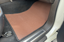 Toyota Land Cruiser 200 2007–2021 Kumimatot Carsuit (2007-2012, ruskea) kuva 2