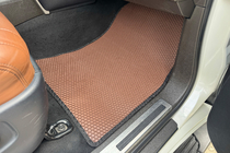 Toyota Land Cruiser 200 2007–2021 Kumimatot Carsuit (2007-2012, ruskea) kuva 6