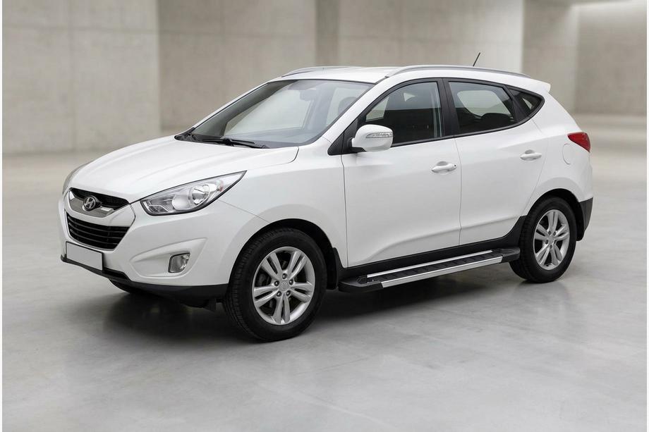 Hyundai IX-35 2010–2015 RedLine V1 sivuportaat (2 kpl, alumiini) Kuva 1