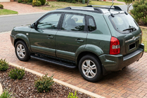 Hyundai Tucson JM 2004– Sivuporrast Bosphorus Black (2 kpl, alumiini) kuva 1