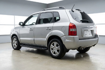 Hyundai Tucson JM 2004– RedLine Black sivuportaat (2 kpl, alumiini) kuva 1