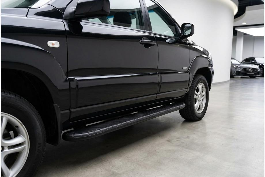 Kia Sportage 2004–2010 Bosphorus Black sivuastinlaudat (2 kpl, alumiini) Image