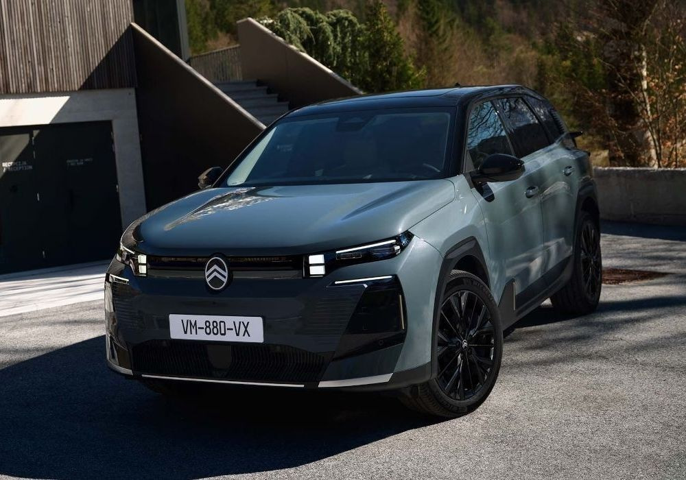 Citroën e-C5 Aircross 2025 -koeajo: toisen sukupolven sähkömukavuutta