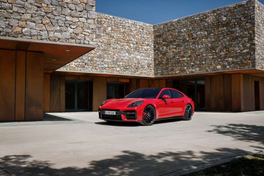 Koeajo: 500-hevosvoimainen Porsche Panamera GTS (G3) 2024