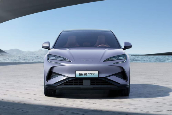 BYD Sea Lion 07: Sähköinen crossover dynaamiseen elämään
