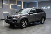 Kia Sorento II XM 2009–2014 Bosphorus Black sivuastinlaudat (2 kpl, alumiini) kuva 1