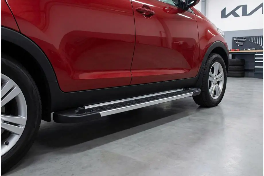 Kia Sportage 2010–2015 RedLine V1 sivuportaat (2 kpl, alumiini) Image