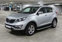 Kia Sportage 2010–2015 Tayga Grey -sivuaskelmat (2 kpl, alumiini) kuva 1