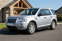 Land Rover Freelander II 2006–2014 Allmond Black sivuportaat (2 kpl, alumiini) kuva 1