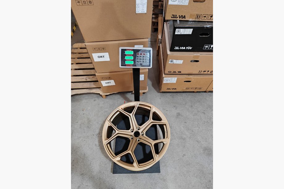 Audi A6 C8 2018–2025 Taotut OEM-vanteet R22 (4 kpl) Image