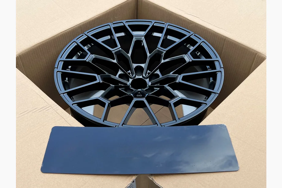 BMW 4-sarja G22/23/26 2020– OEM-taotut vanteet R19 R20 V1 (4 kpl) Kuva 5