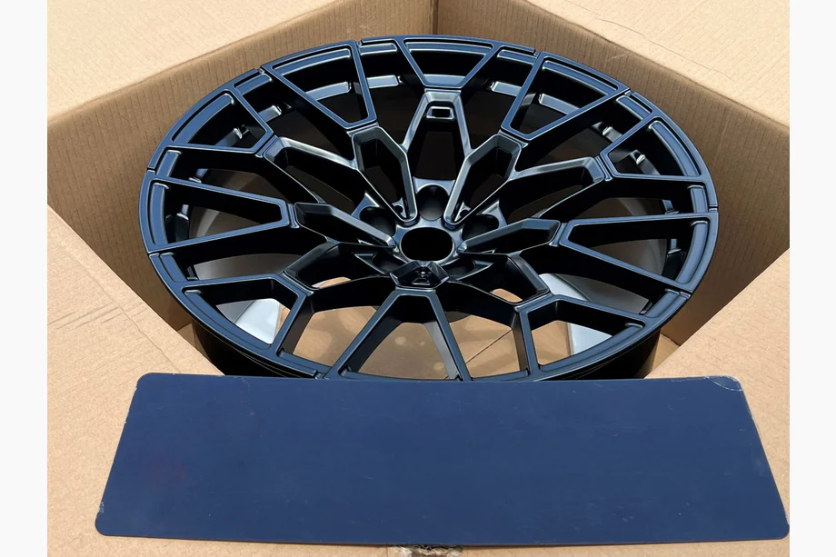 BMW 4-sarja G22/23/26 2020– OEM-taotut vanteet R19 R20 V1 (4 kpl) Kuva 6