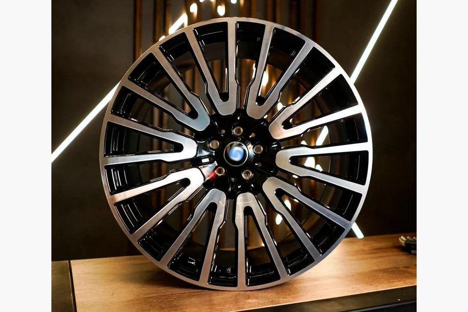BMW 6-sarja G32 2017– OEM taotut vanteet R21 (4 kpl) Image