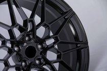 BMW 4-sarja G22/23/26 2020– Taotut OEM-vanteet R19 R20 V4 (4 kpl) kuva 3