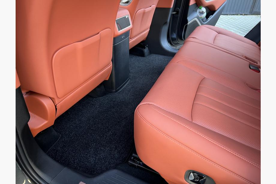 BYD Tang L 2025– Premium-tekstiilimatot (2 riviä, musta) Kuva 3