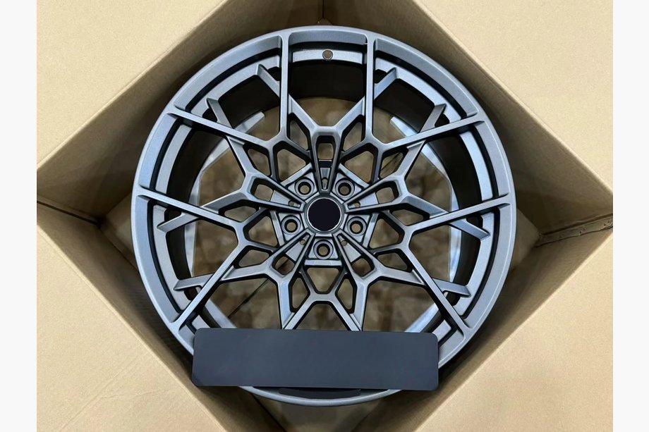 BMW 7-sarja G70/G71 2022– Taotut OEM-vanteet R22 V6 (4 kpl) Image