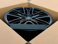 BMW 5/i5 -sarja G60/G60E/G61 2023– Taotut vanteet OEM R21 V1 (4 kpl) kuva 5