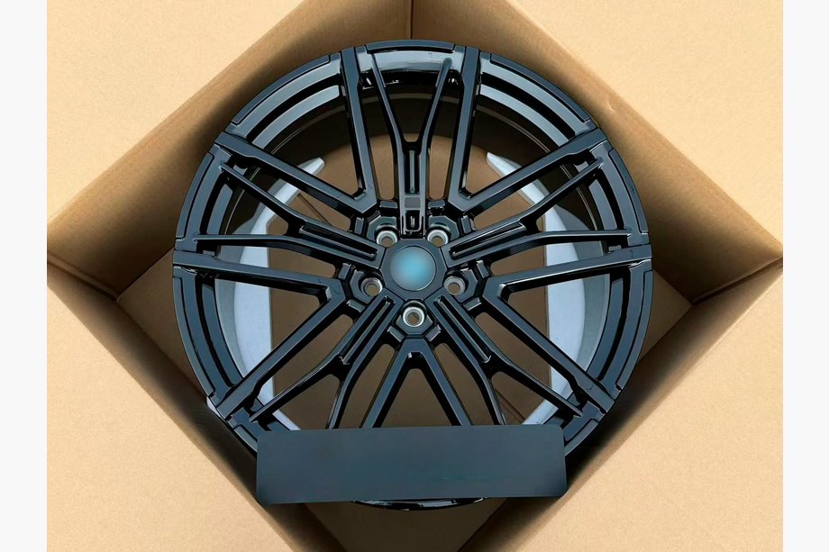 BMW 5/i5 -sarja G60/G60E/G61 2023– Taotut vanteet OEM R21 V1 (4 kpl) Image