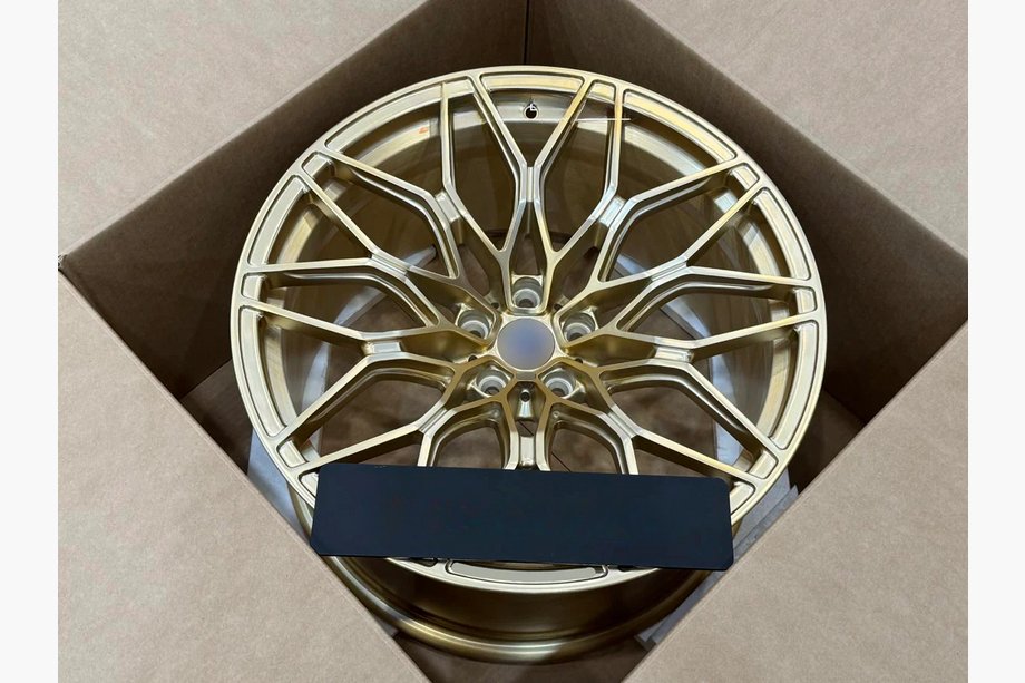 BMW 2-sarja G42 2021– Taotut OEM-vanteet R19 R20 V4 (4 kpl) Image
