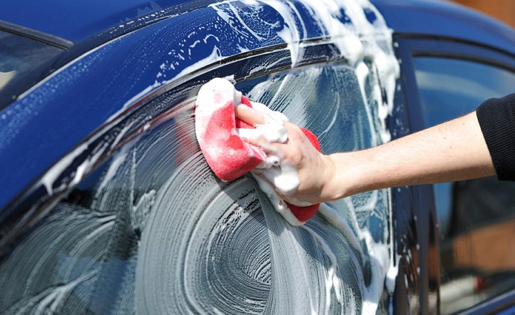 Näin valitset autoshampoon käsinpesuun