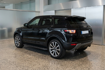 Range Rover Evoque 2012–2018 RedLine Black sivuportaat (2 kpl, alumiini) kuva 1