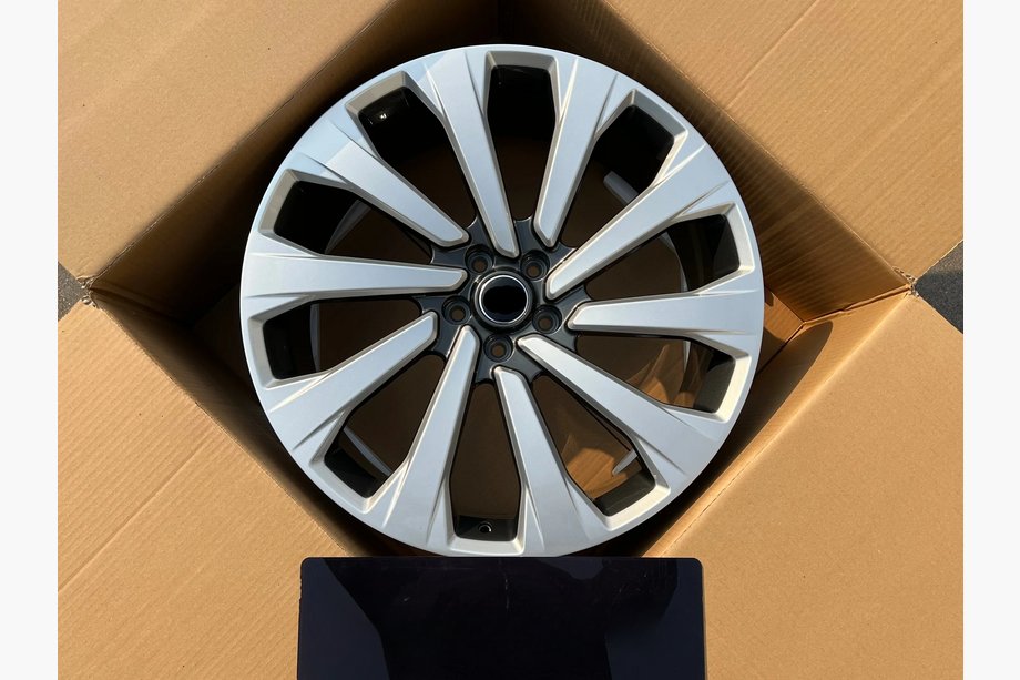 Range Rover V L460 2021– OEM taotut vanteet R23 R24 V2 (4 kpl) Image