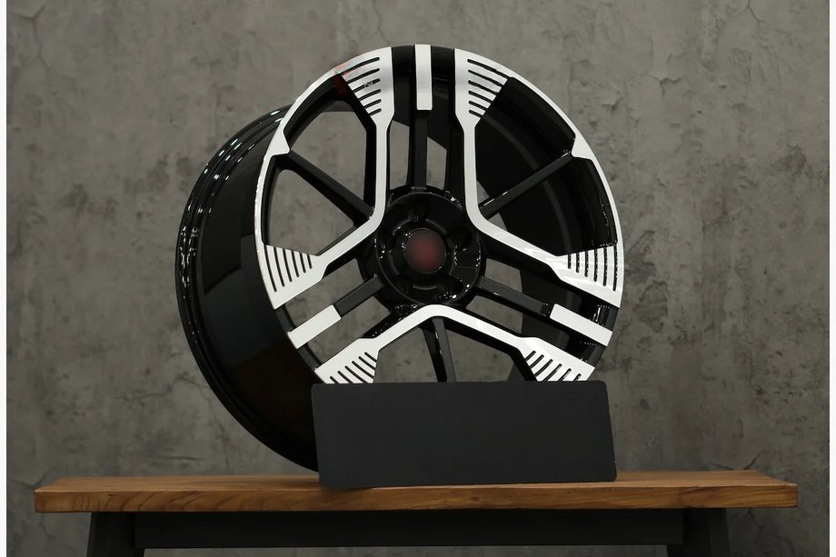 Maserati Ghibli 2013–2023 Taotut OEM-vanteet R19 R20 (4 kpl) Image