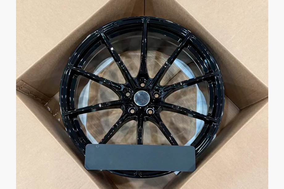 McLaren 540C/570S 2015–2020 OEM-taotut vanteet R19 R20 V1 (4 kpl) Image