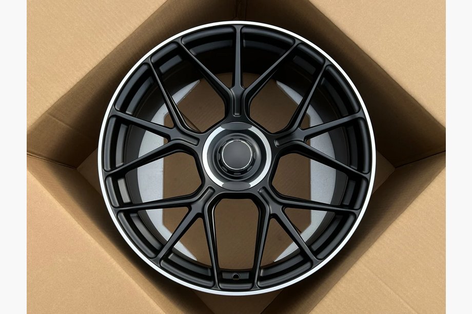 Mercedes AMG GT C190/R190 2014–2022 Taotut vanteet OEM R19 V2 (4 kpl) Image