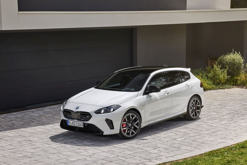 BMW 1 Series M135 -koeajo: dynaaminen hatchback M-twistillä