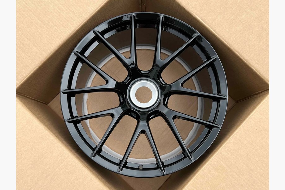 Porsche 911 (992) 2018– Taotut OEM-vanteet R20 R21 V12 (4 kpl) Image