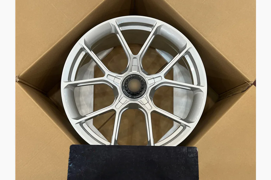 Porsche Boxster/Cayman 981 2013–2016 OEM taotut vanteet R20/R21 (4 kpl) Image