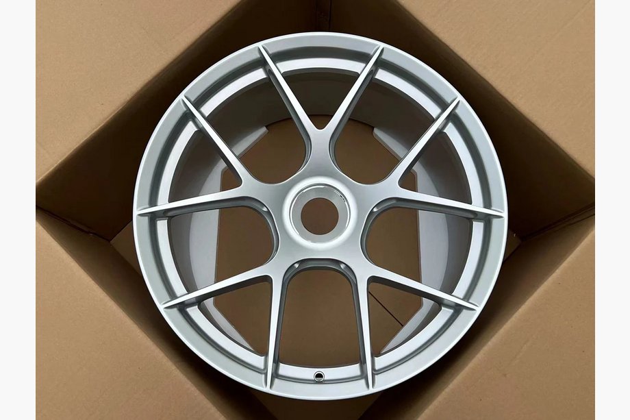Porsche 911 (992) 2018– Taotut OEM-vanteet R20 R21 V14 (4 kpl) Image