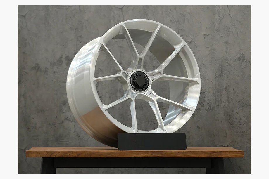 Porsche 911 (992) 2018– Taotut OEM-vanteet R20 R21 V27 (4 kpl) Image