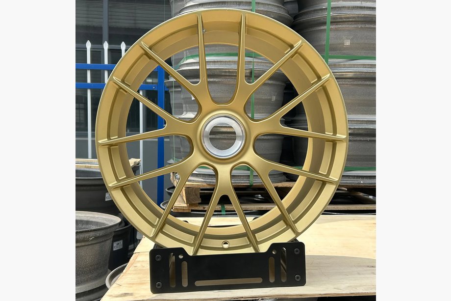 Porsche 911 (992) 2018– Takatut vanteet OEM R20 R21 V33 (4 kpl) Image