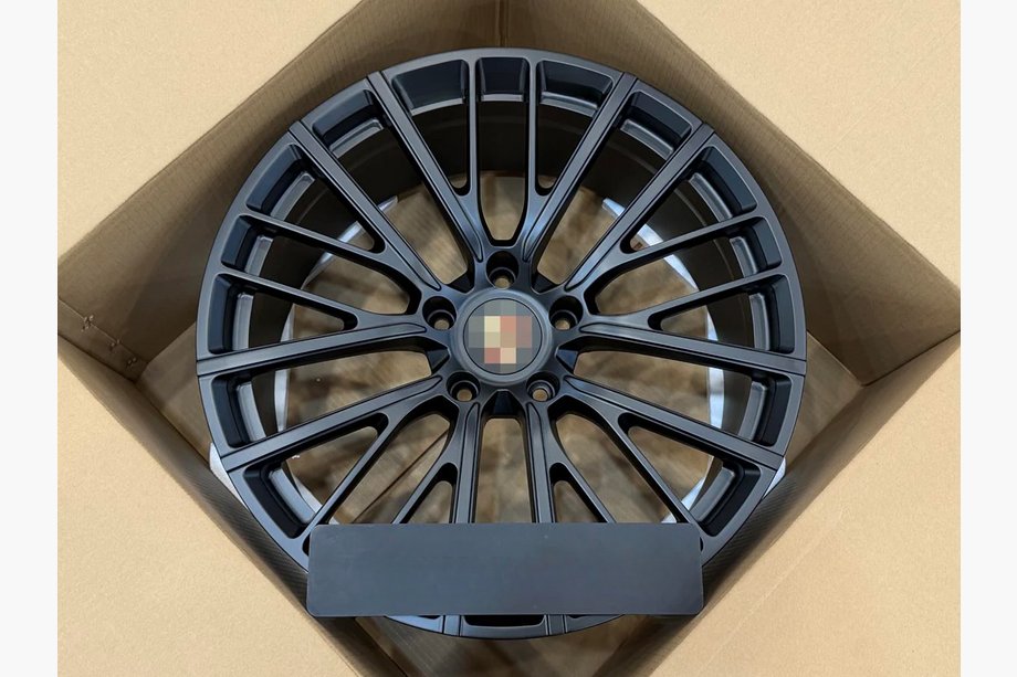 Porsche Cayenne 2010–2017 OEM taotut vanteet R21 (4 kpl) Image