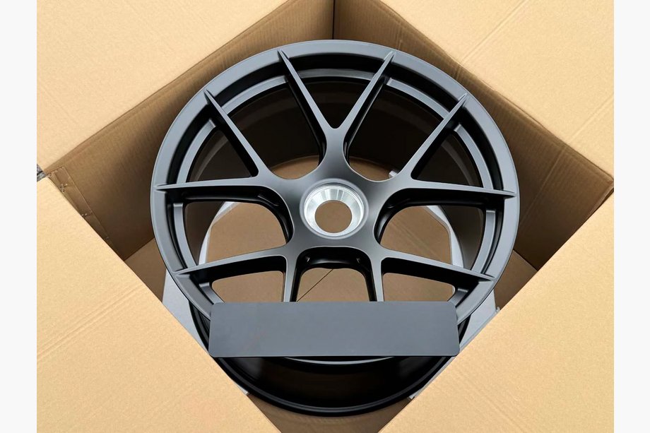 Porsche 911 (992) 2018– Taotut OEM-vanteet R20/R21 V43 (4 kpl) Kuva 2