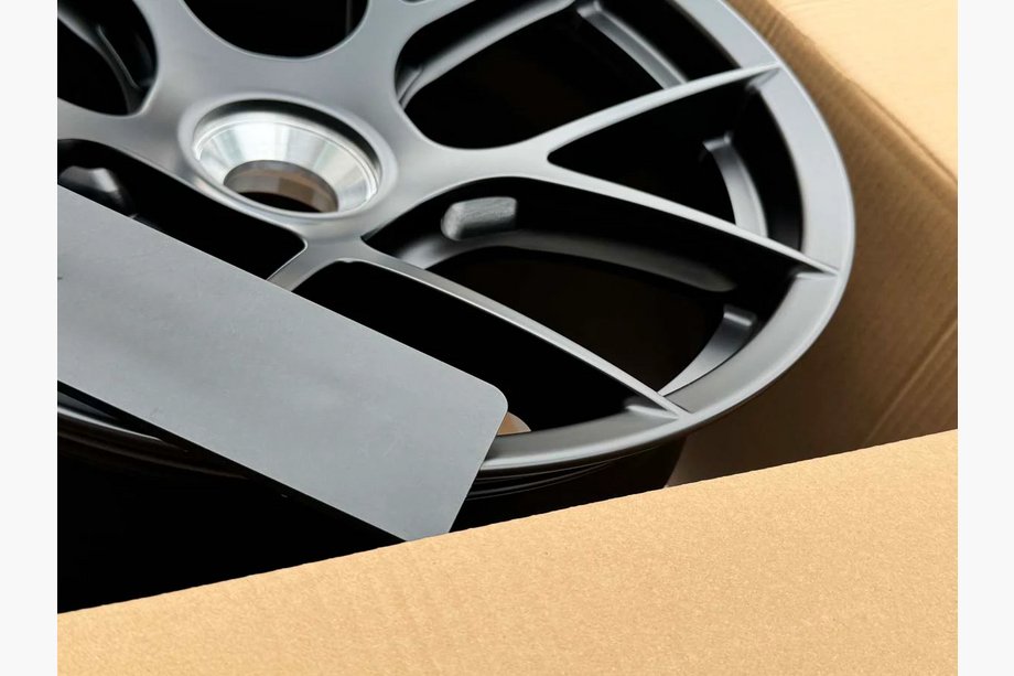 Porsche 911 (992) 2018– Taotut OEM-vanteet R20/R21 V43 (4 kpl) Kuva 11