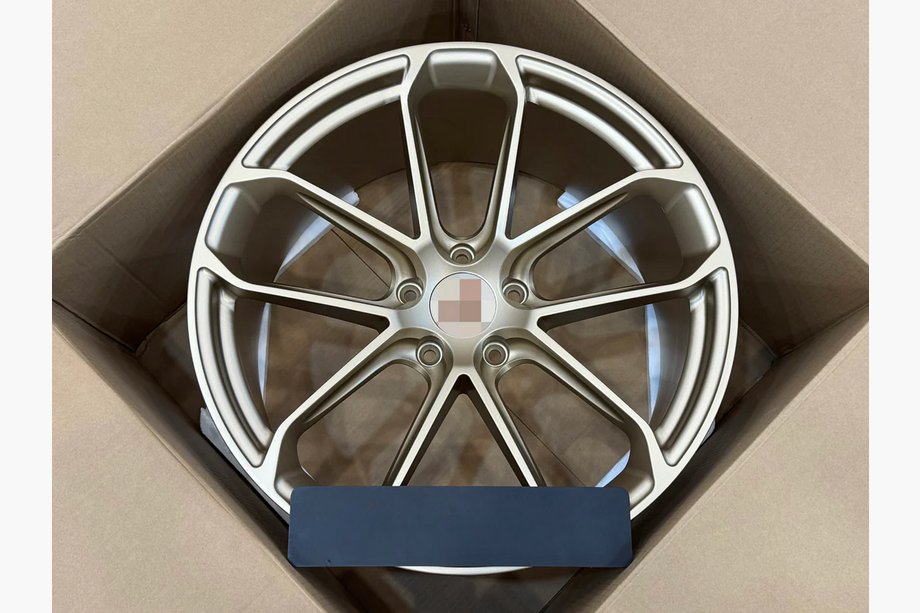 Porsche Cayenne 2018– Taotut OEM-vanteet R22 V10 (4 kpl) Image