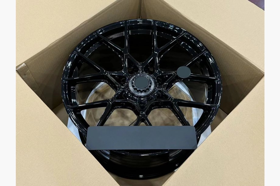 Porsche Boxster/Cayman 982 (718) 2016– Taotut OEM-vanteet R20 V14 (4 kpl) Kuva 3
