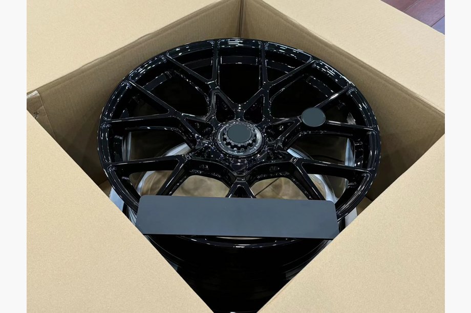 Porsche Boxster/Cayman 982 (718) 2016– Taotut OEM-vanteet R20 V14 (4 kpl) Kuva 4