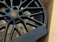 Porsche Macan 2024– Taotut OEM-vanteet R22 (4 kpl) kuva 7