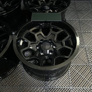 Taotut vanteet OEM R17 (4 kpl) Toyota Hilux 2015– kuva 2